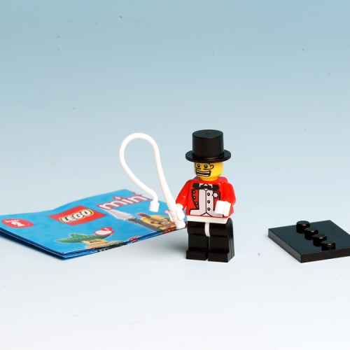 8684/03  LEGO® Minifiguren Serie 2 - Zirkusdirektor