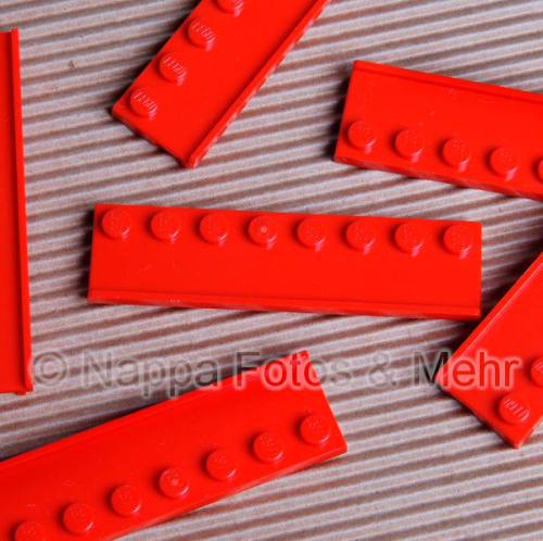 LEGO Platte 2x8 mit Nut rot