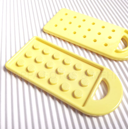 LEGO® Taschenanhänger zum Selbstgestalten 3x6 hellgelb